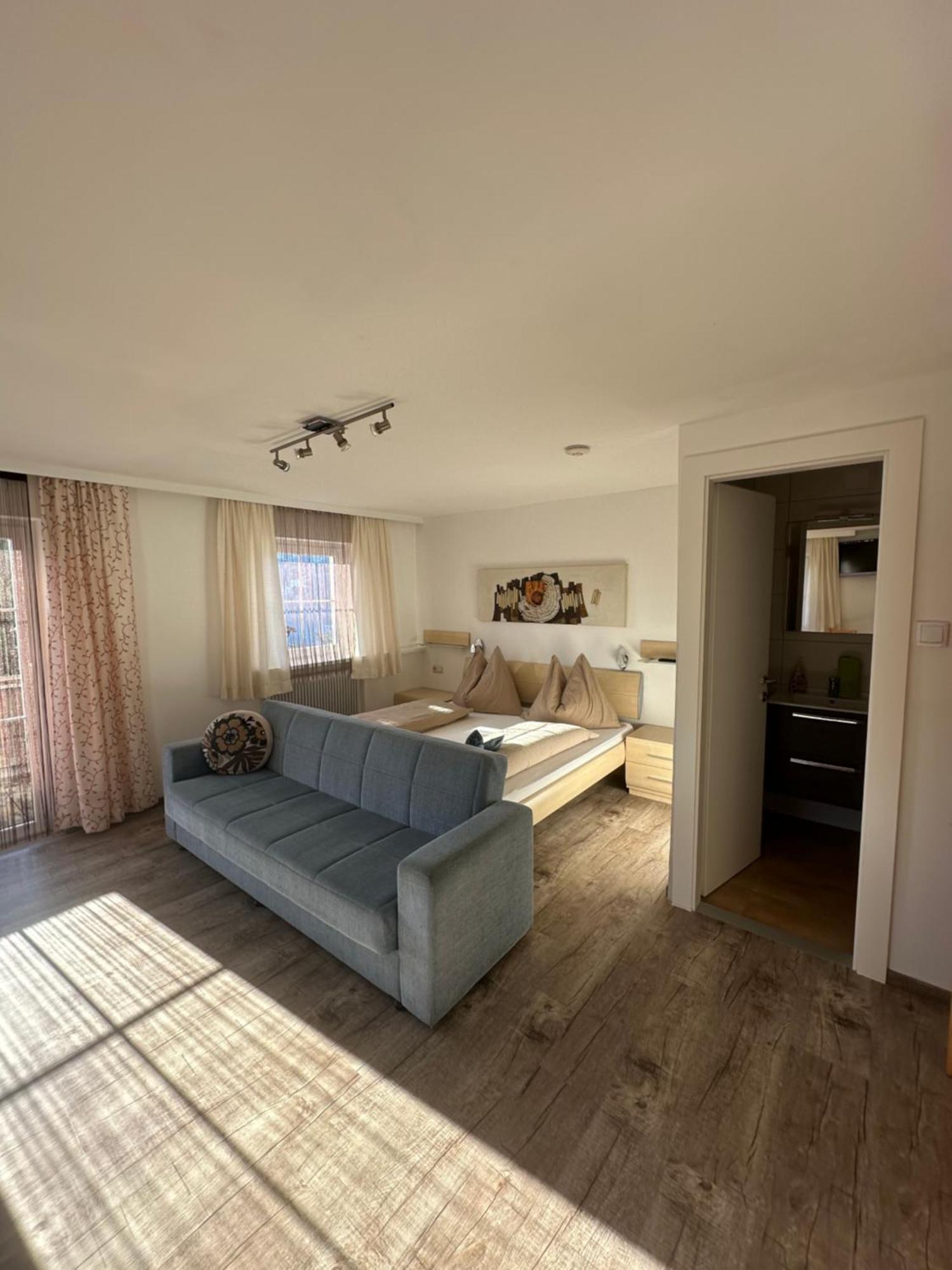 אייסלברג Fruehstueckspension Alpenrose Bed & Breakfast מראה חיצוני תמונה