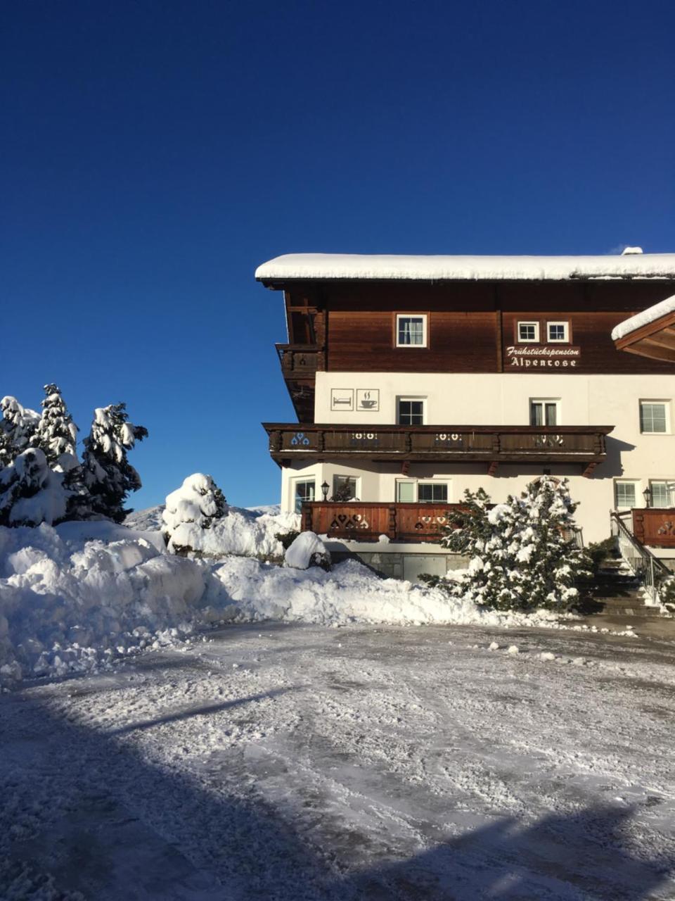 אייסלברג Fruehstueckspension Alpenrose Bed & Breakfast מראה חיצוני תמונה